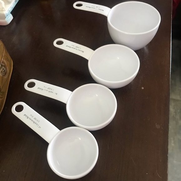 KitchenAid Measuring Cups - Picture 2 of 4